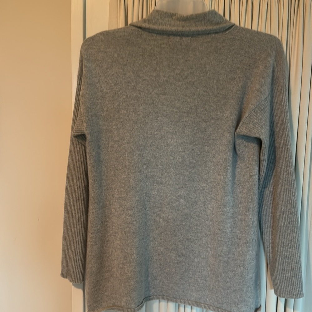 Cashmere sweater - Picture 7 of 7